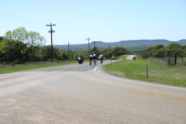 2006-04-08-Bicycle-to-Fredricksburg-26-Travis-Lisa-TravisJustilian.JPG