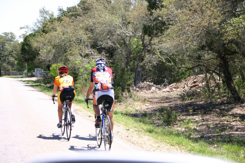 2006/04(April)/Bicycle-to-Fredricksburg/800x600_2006-04-09-Bicycle-from-Fredricksburg-02-Kathy-Bob-Chris.JPG