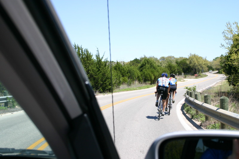 2006/04(April)/Bicycle-to-Fredricksburg/800x600_2006-04-09-Bicycle-from-Fredricksburg-08-Lisa-TravisJustilian.JPG