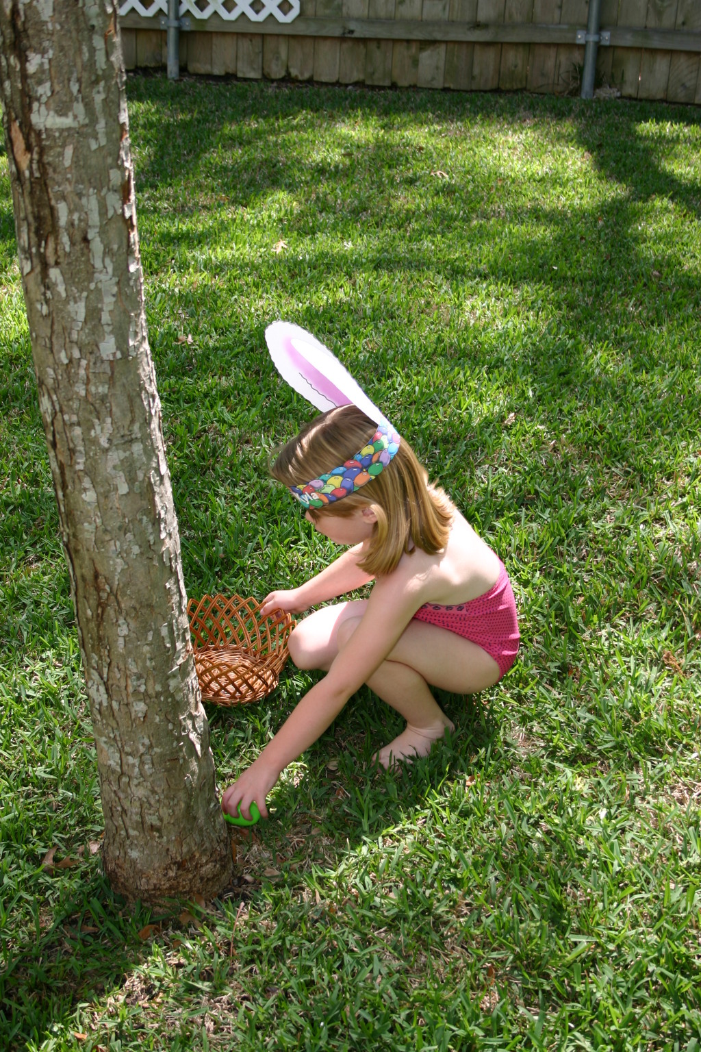 2006/04(April)/Easter/1024x768_2006-04-16-Easter-17-Kyla.JPG