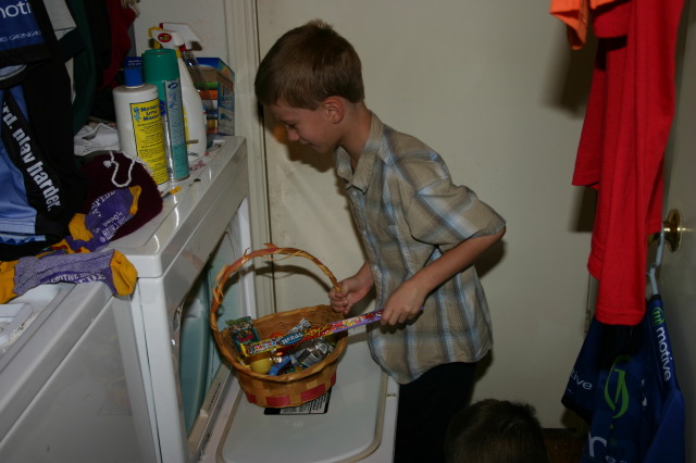 2006-04-16-Easter-05-Chance.JPG