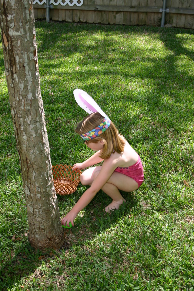 2006/04(April)/Easter/640x480_2006-04-16-Easter-17-Kyla.JPG