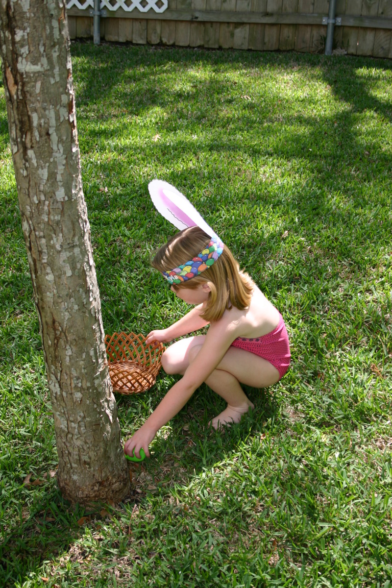 2006-04-16-Easter-17-Kyla.JPG