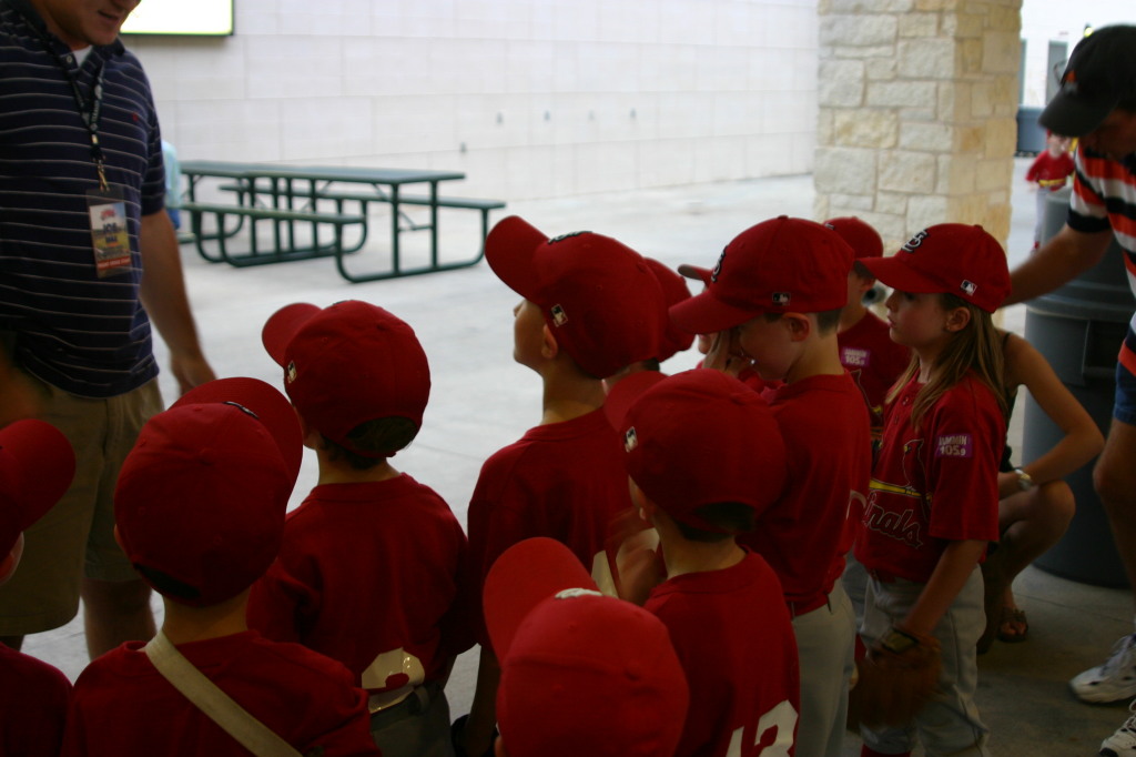 2006/04(April)/Tball-RR-Express/1024x768_2006-04-18-Tball-RR-Express-13.JPG