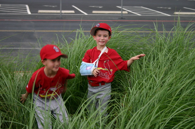 2006/04(April)/Tball-RR-Express/640x480_2006-04-18-Tball-RR-Express-07-Chance-Dax.JPG