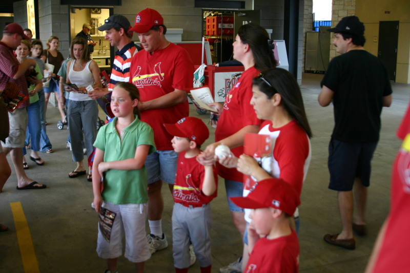 2006/04(April)/Tball-RR-Express/800x600_2006-04-18-Tball-RR-Express-11-Paul-Mason.JPG