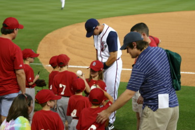 2006-04-18-Tball-RR-Express-33-signing-ball.JPG
