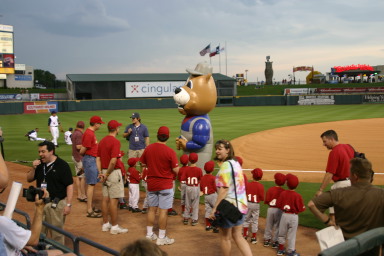 2006-04-18-Tball-RR-Express-37-team.JPG