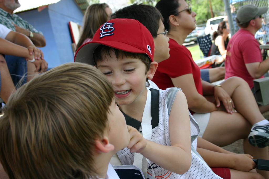 2006/04(April)/Tball/1024x768_2006-04-01-Tball-4-Dax-Jack.JPG