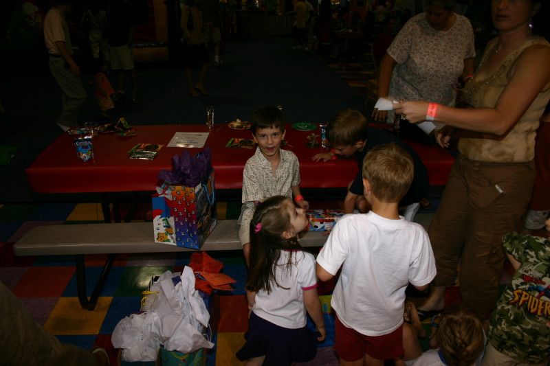 2006-05-20-Dax-Bday-Party-47-Alyssa-Cordell.JPG