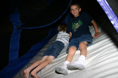 2006-05-20-Dax-Bday-Party-10-Chance.JPG