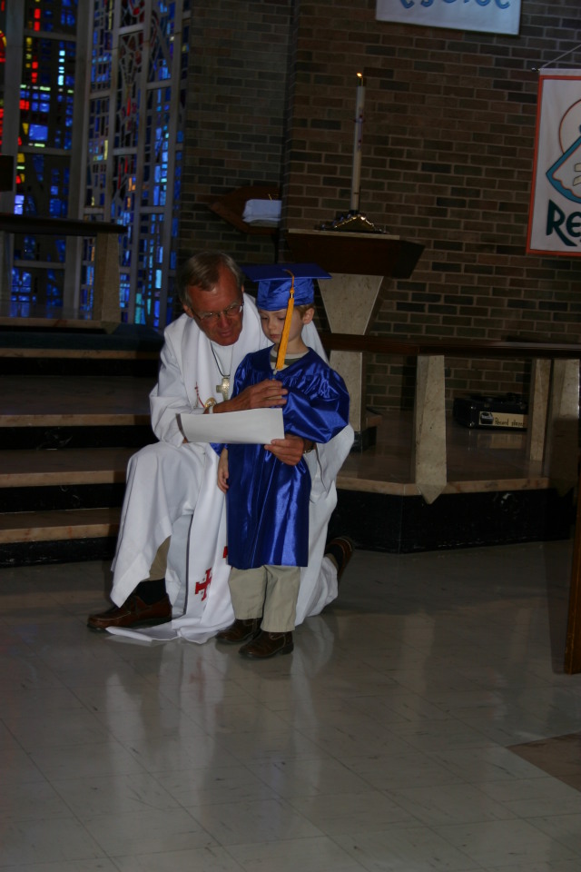 2006-05-19-Dax-PreK-Graduation-14.JPG