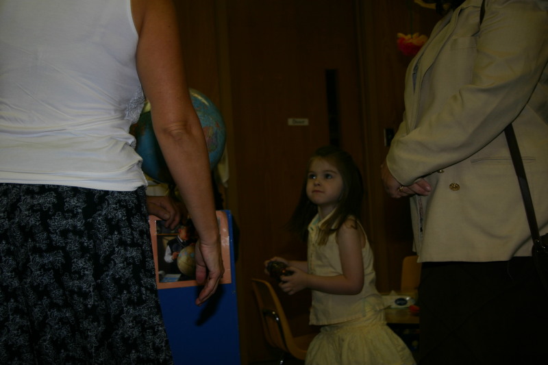 2006/05(May)/Dax-PreK-Graduation/800x600_2006-05-19-Dax-PreK-Graduation-6.JPG