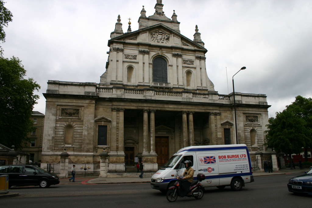 2006/05(May)/London/Day2/1024x768_2006-05-26-London-31-Brompton-Oratory-Catholic-church.JPG