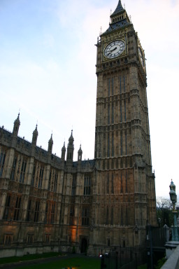 2006-05-26-London-80-BigBen.JPG