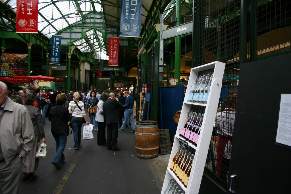 2006-05-27-London-08-Boroughs-market-Suzi.JPG