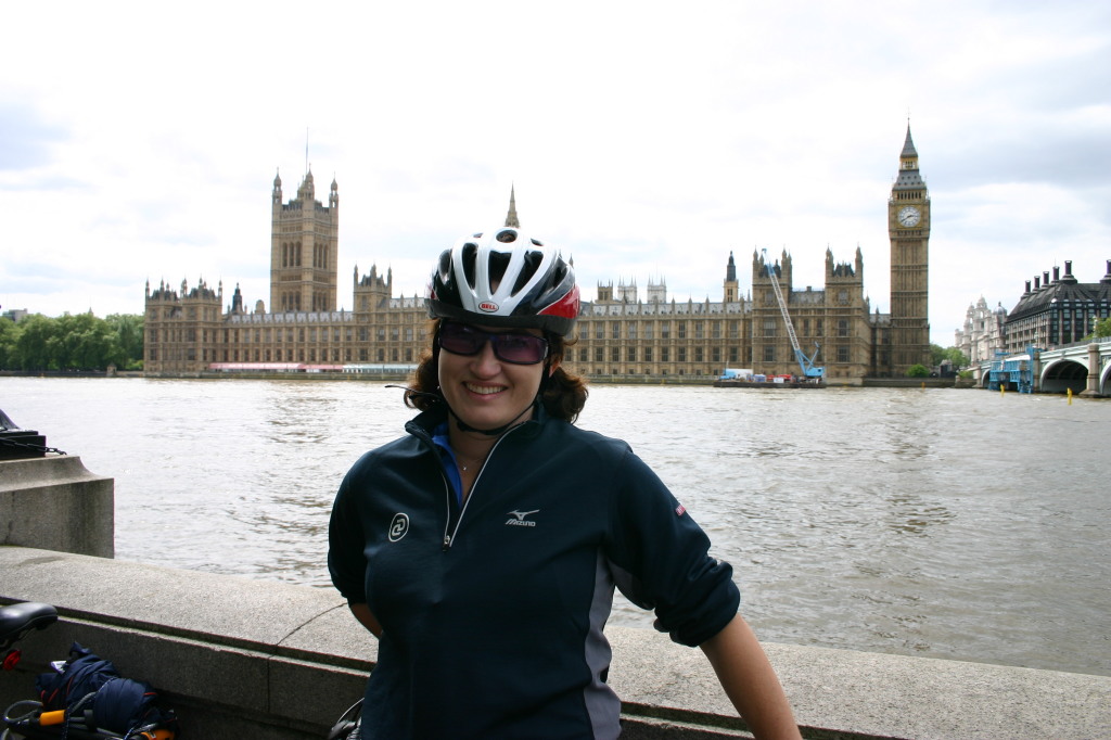 2006-05-28-London-59-bike-tour-Suzi-Parliment-BigBen.JPG