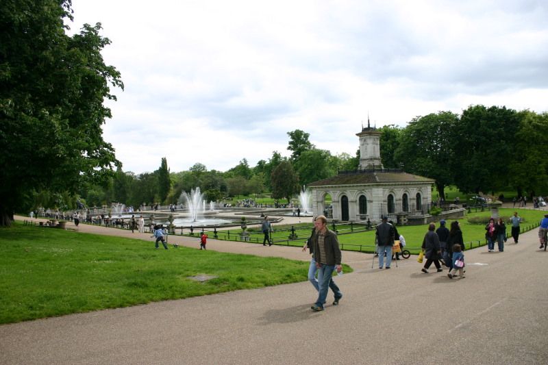 2006-05-28-London-77-bike-tour-Hyde-Park.JPG