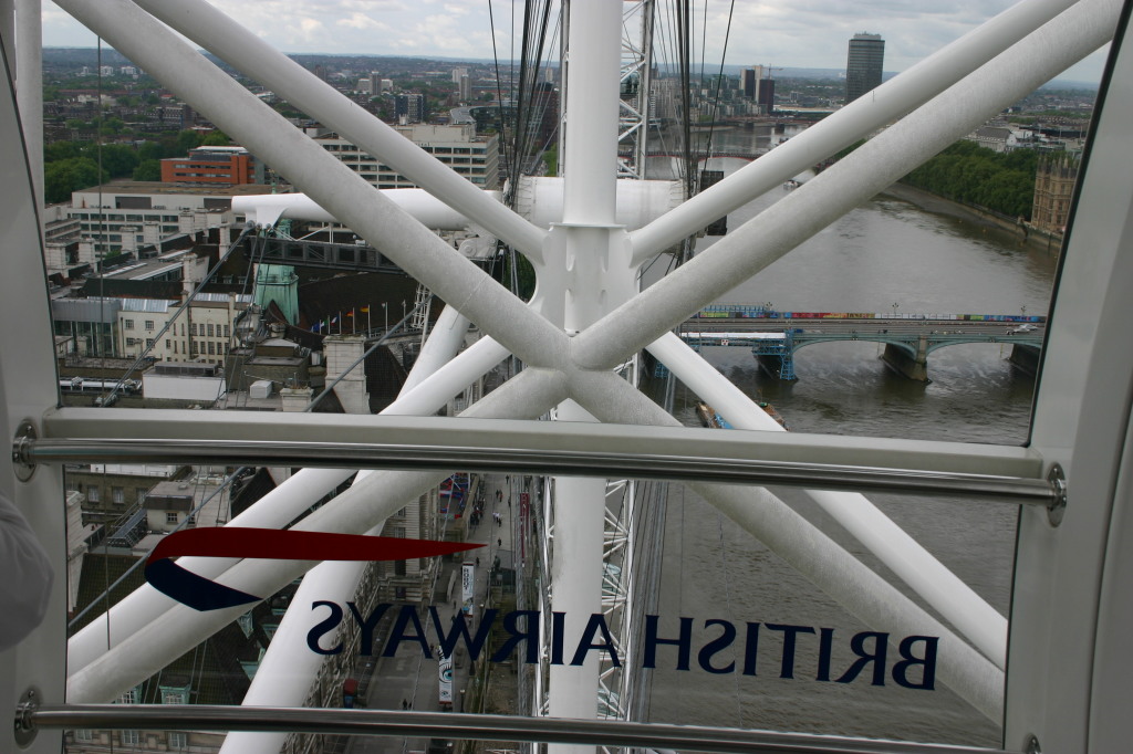 2006/05(May)/London/Day5/1024x768_2006-05-29-London-05-LondonEye.JPG