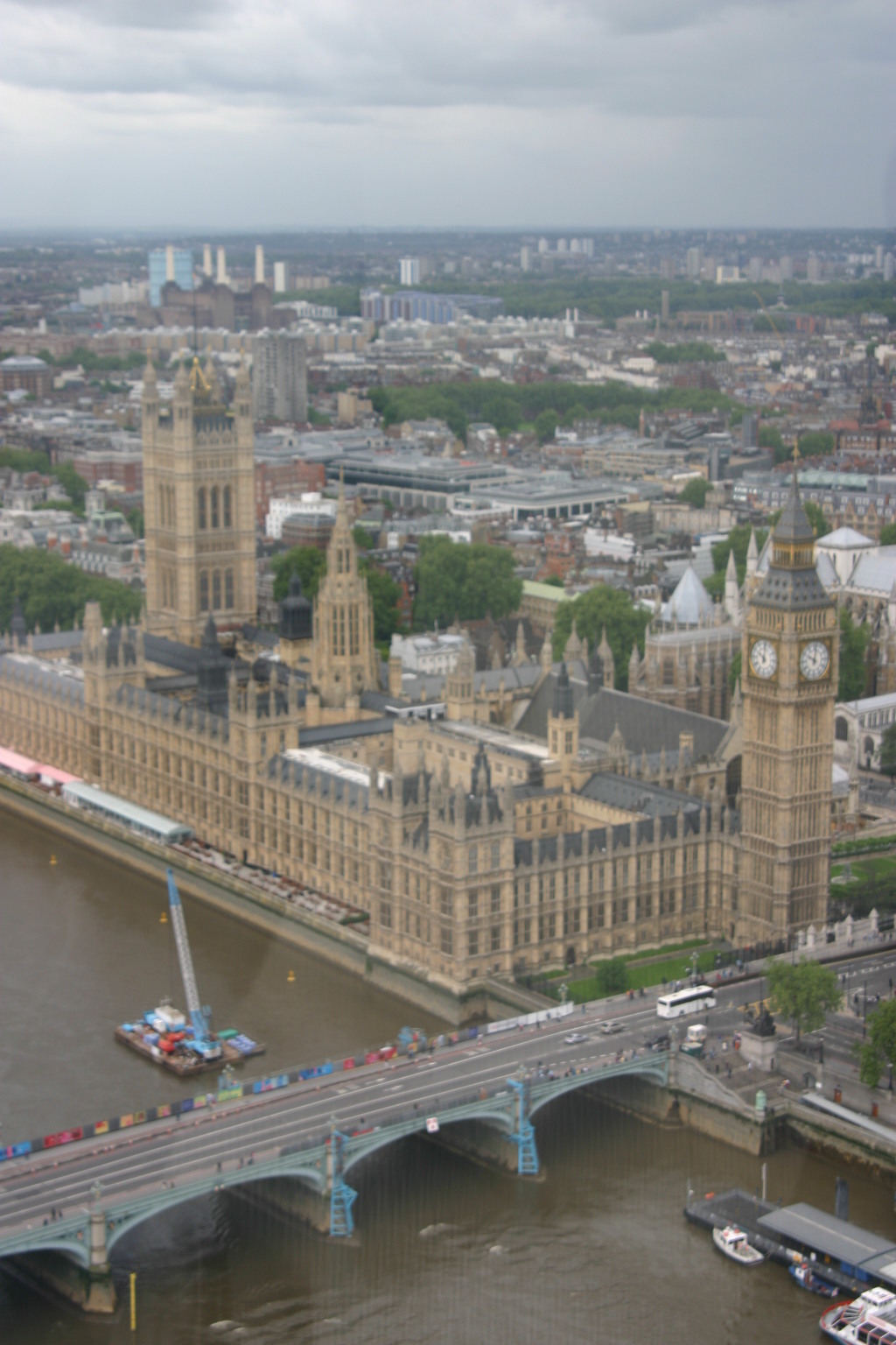 2006/05(May)/London/Day5/1024x768_2006-05-29-London-19-LondonEye-Parliment-BigBen.JPG