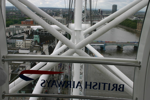 2006/05(May)/London/Day5/640x480_2006-05-29-London-05-LondonEye.JPG