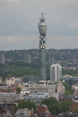 2006-05-29-London-11-LondonEye-Bt-tower.JPG