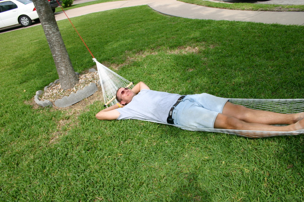 2006/05(May)/Mothers-Day/1024x768_2006-05-14-Mothers-Day-20-hammock-Travis.JPG