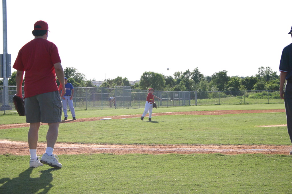 2006/05(May)/Tball-11th/1024x768_2006-05-11-Tball-042-Mason.JPG