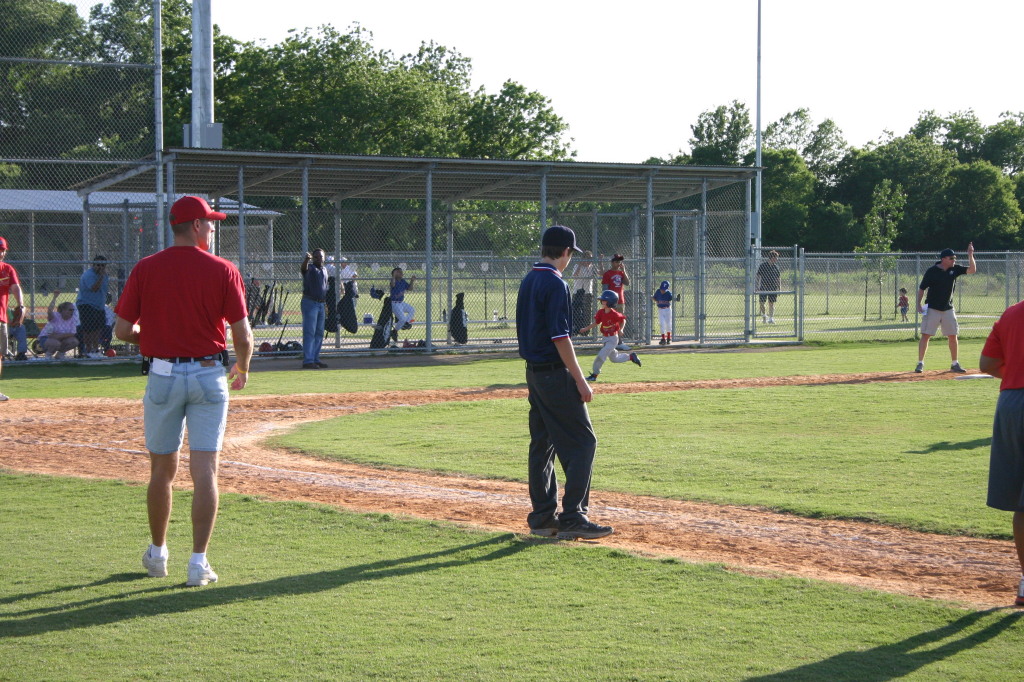 2006-05-11-Tball-158-Chance-Travis.JPG