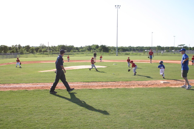 2006/05(May)/Tball-11th/640x480_2006-05-11-Tball-028-Sierra-August-Chance.JPG