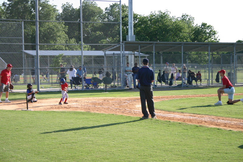 2006/05(May)/Tball-11th/800x600_2006-05-11-Tball-077-Gabe-Travis.JPG