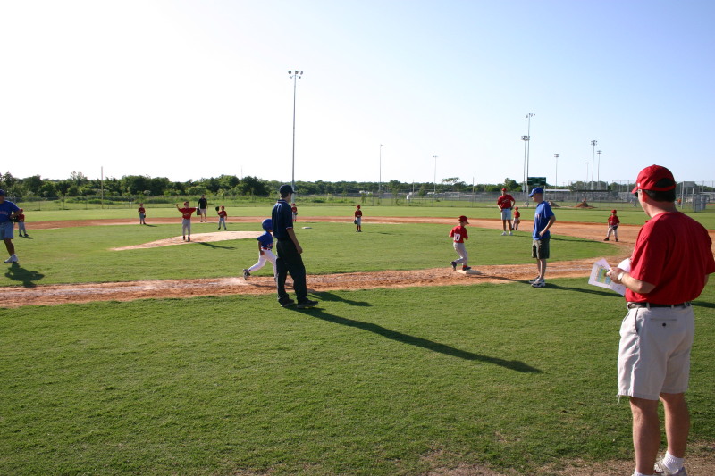 2006/05(May)/Tball-11th/800x600_2006-05-11-Tball-111-Chance.JPG
