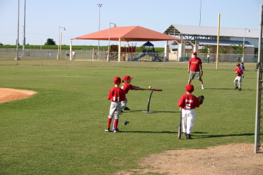 2006-05-11-Tball-001-Sierra-Matthew-Luke-Mason.JPG