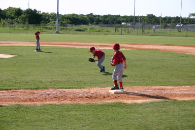 2006-05-11-Tball-002-PaulJR-Chance-August.JPG