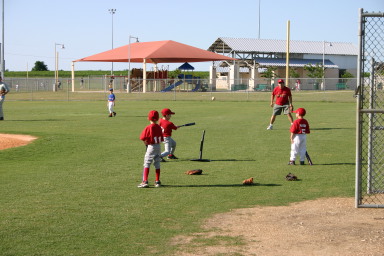 2006-05-11-Tball-007-Gabe-Matthew-Mason.JPG