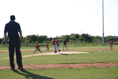2006-05-11-Tball-043-Sierra-Dax.JPG