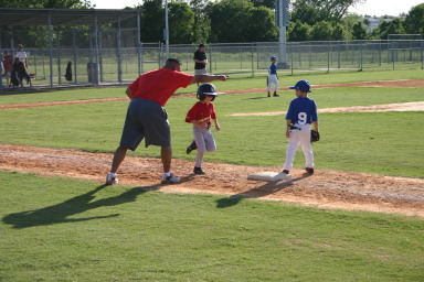 2006-05-11-Tball-068-Brandon.JPG
