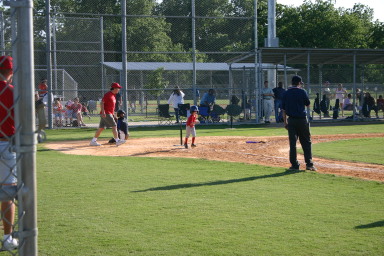 2006-05-11-Tball-079-Gabe.JPG