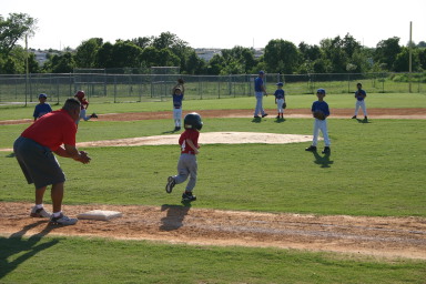 2006-05-11-Tball-102-August.JPG
