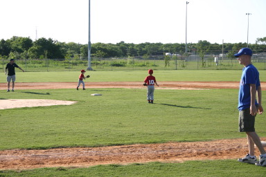 2006-05-11-Tball-127-Dax-Chance.JPG