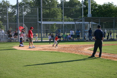 2006-05-11-Tball-151-Dax.JPG