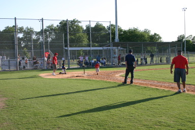 2006-05-11-Tball-162-Amanda.JPG
