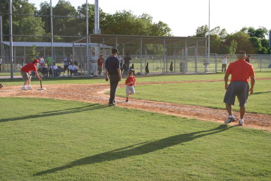 2006-05-11-Tball-171-PaulJR.JPG