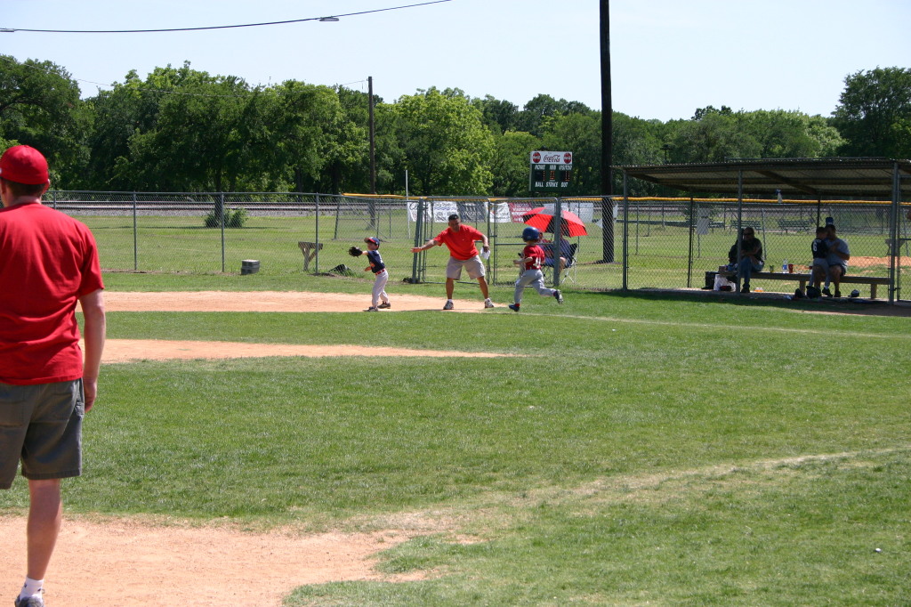 2006/05(May)/Tball-13th/1024x768_2006-05-13-Tball-027-Chance.JPG