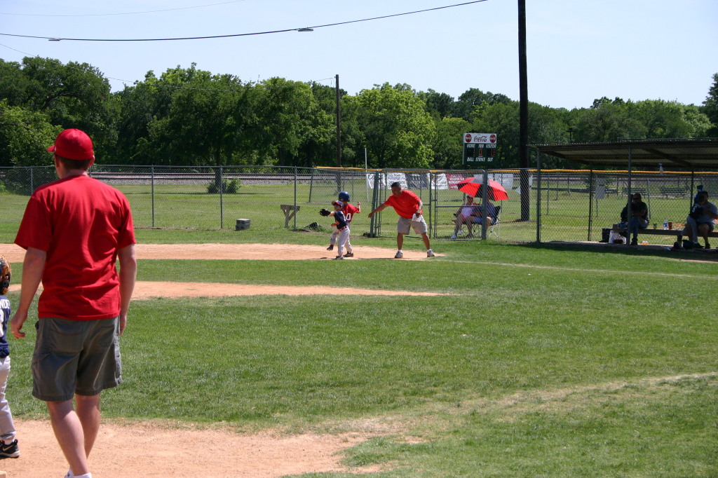 2006/05(May)/Tball-13th/1024x768_2006-05-13-Tball-029-Chance.JPG