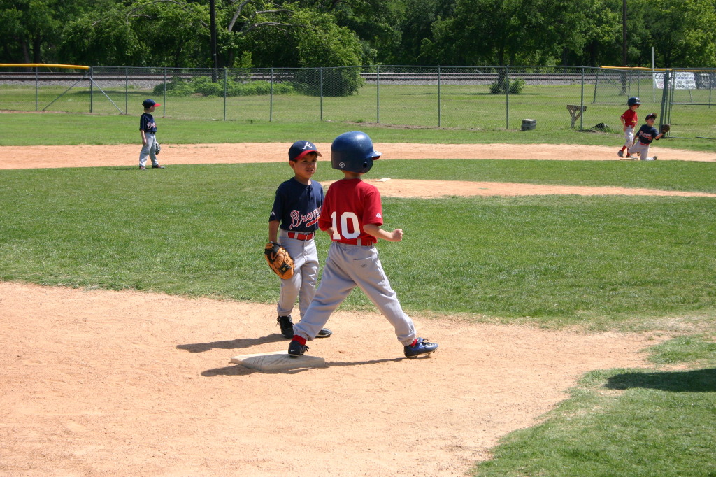 2006/05(May)/Tball-13th/1024x768_2006-05-13-Tball-038-Chance.JPG
