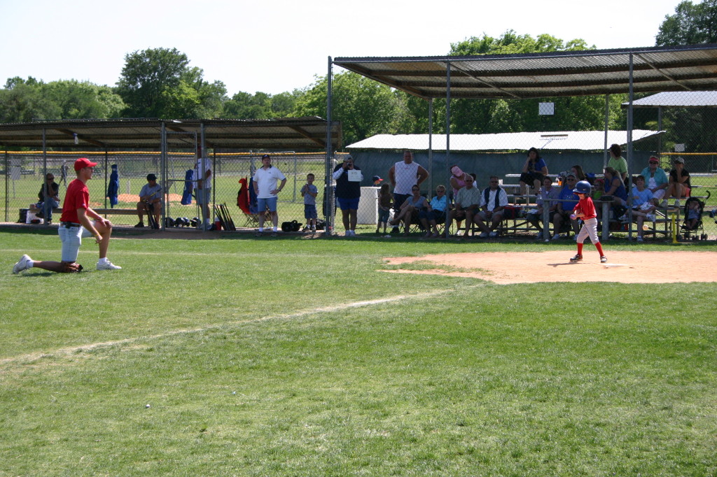 2006/05(May)/Tball-13th/1024x768_2006-05-13-Tball-069-Gabe.JPG
