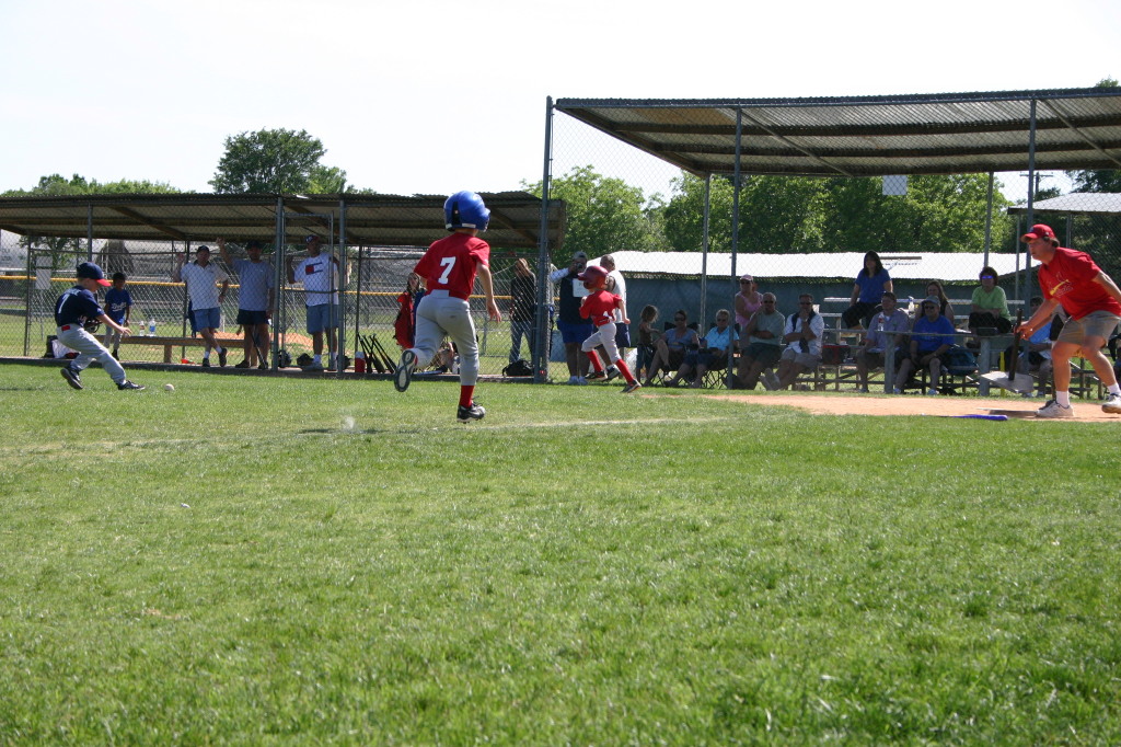 2006-05-13-Tball-180-Gabe.JPG