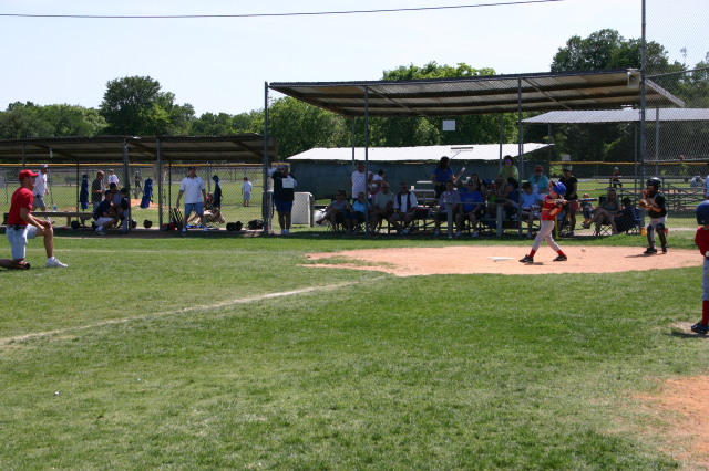 2006/05(May)/Tball-13th/640x480_2006-05-13-Tball-048-Matthew.JPG