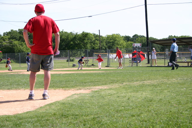 2006/05(May)/Tball-13th/640x480_2006-05-13-Tball-128-Mason.JPG